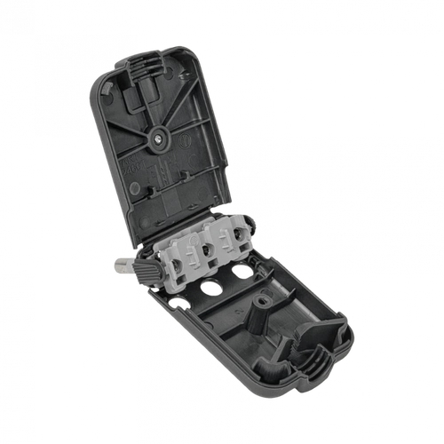 Enchufe macho volante BTICINO EMV3PT